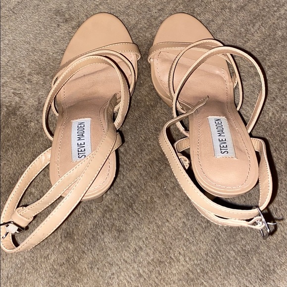Steve Madden Heels - Picture 2 of 4